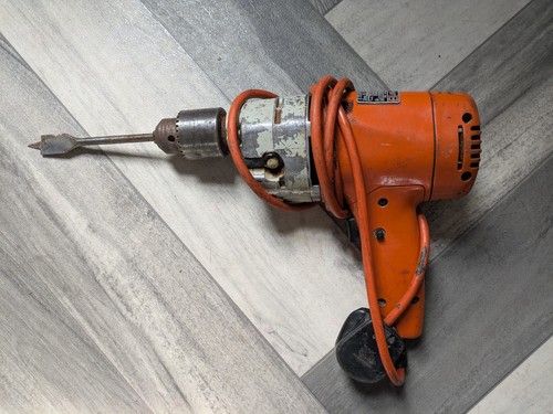 Black and decker drill d720 - decker, 2
