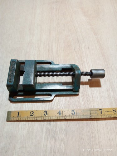 Small vintage black decker - vintage,